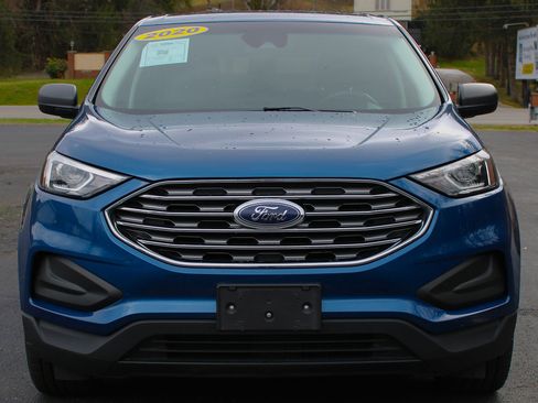 Used 2020 Ford Edge SE image 2