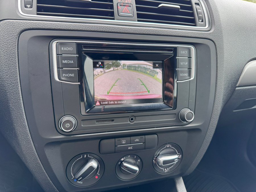Used 2017 Volkswagen Jetta S FWD image 16