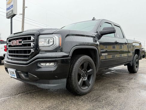 Used 2017 GMC Sierra 1500 SLE w/ SLE Value Package image 2