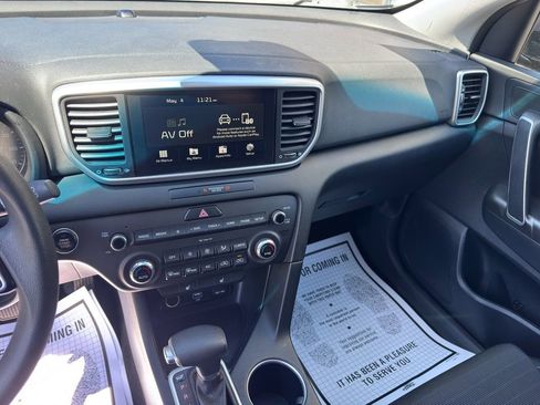 Used 2022 Kia Sportage LX w/ LX AWD Value Edition Package image 20