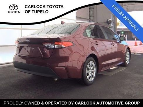 Used 2025 Toyota Corolla LE image 4