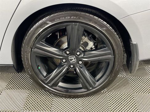 Used 2025 Honda Accord Sport image 34