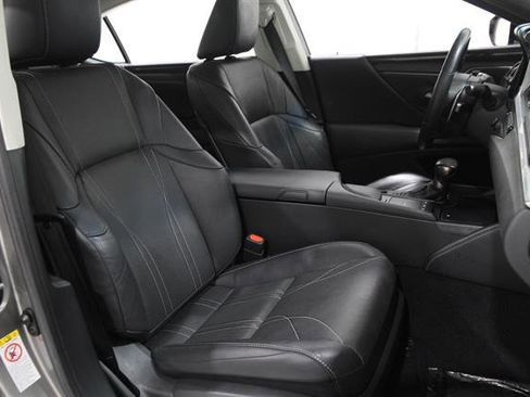 Used 2019 Lexus ES 350 w/ Accessory Package image 17