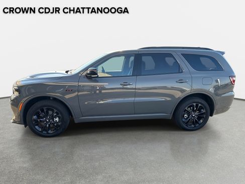 Used 2025 Dodge Durango GT image 2