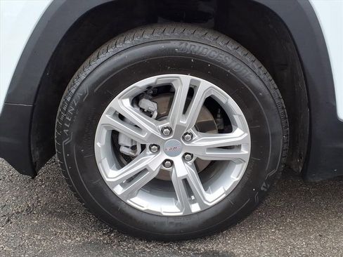 Certified 2022 GMC Terrain SLE w/ Driver Convenience Package image 31