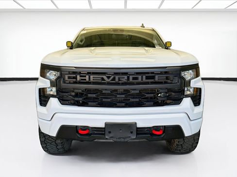 Used 2023 Chevrolet Silverado 1500 Custom RWD image 2