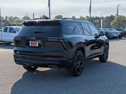 New 2026 Chevrolet Traverse RS FWD image 3