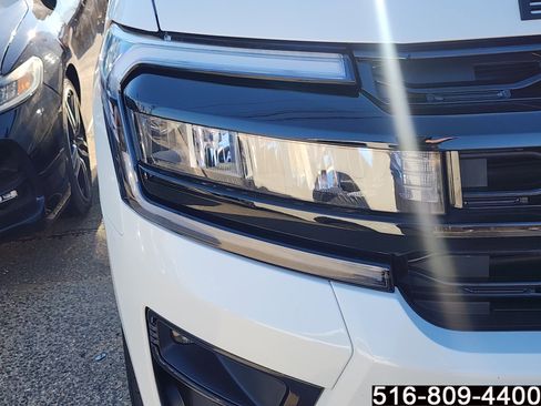 Used 2022 Ford Expedition Max Limited image 7