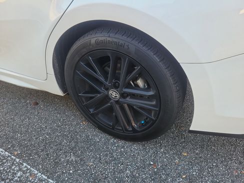 Certified 2025 Toyota Camry SE image 21