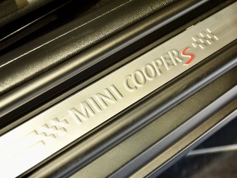 Used 2024 MINI Cooper S FWD image 25