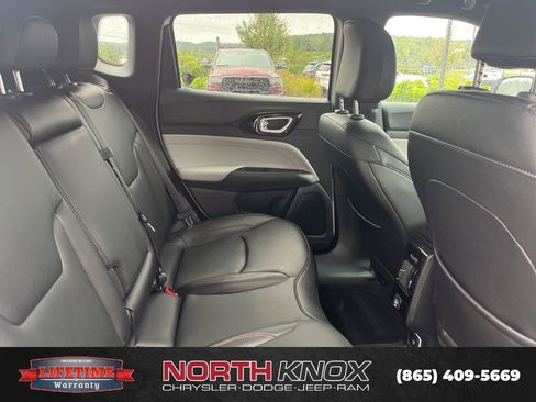 Used 2024 Jeep Compass Limited image 21