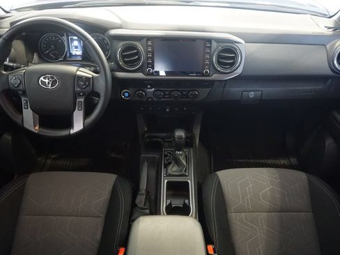 Used 2023 Toyota Tacoma TRD Off-Road w/ Advanced Technology Package AWD/4WD image 24