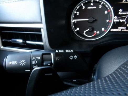 New 2025 Mitsubishi Outlander SE image 35