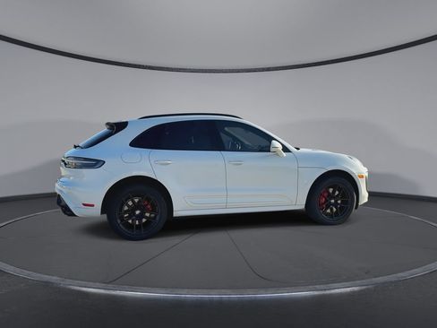 Used 2022 Porsche Macan S AWD/4WD image 9