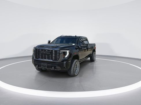 Used 2024 GMC Sierra 2500 Denali Ultimate w/ Max Trailering Package image 5