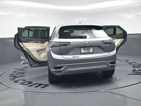 Used 2023 Buick Envision Avenir image 18