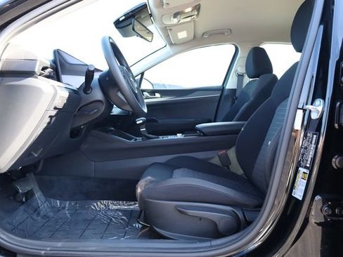 Certified 2025 Kia K5 LXS image 10