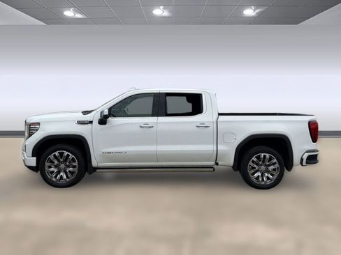 Used 2023 GMC Sierra 1500 Denali w/ Denali Reserve Package AWD/4WD image 2