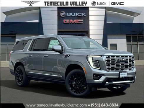 New 2026 GMC Yukon XL Denali w/ Denali Reserve Package AWD/4WD image 1