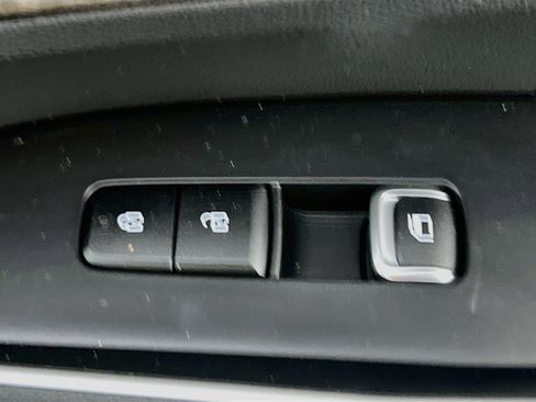 Used 2022 Kia Sorento EX w/ Panoramic Sunroof Package FWD image 31
