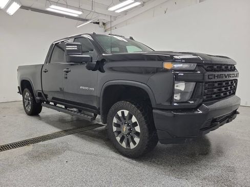 Used 2021 Chevrolet Silverado 2500 Custom w/ Custom Value Package AWD/4WD image 2