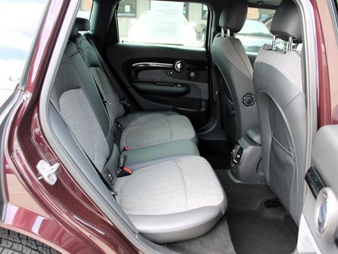 Used 2016 MINI Cooper Clubman image 20
