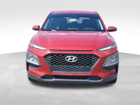 Used 2021 Hyundai Kona SE FWD image 2