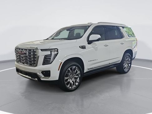 Used 2026 GMC Yukon Denali w/ Sun & Power Step Package AWD/4WD image 9
