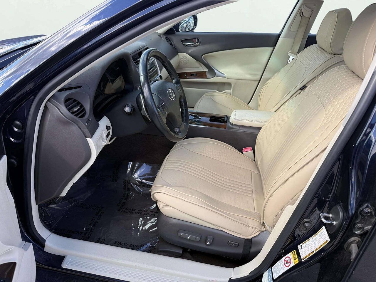 Used 2010 Lexus IS 250 AWD w/ Preferred Accessory Package image 10