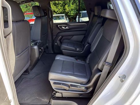 Used 2023 Chevrolet Tahoe LT w/ LT Signature Package AWD/4WD image 13