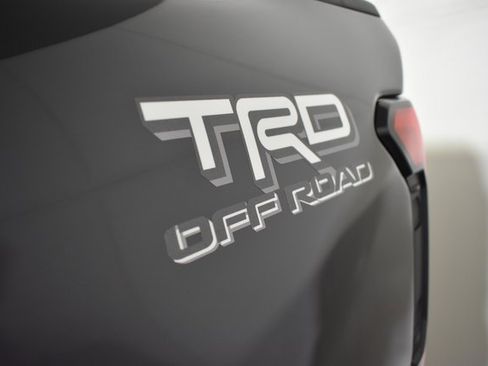 Used 2024 Toyota Tacoma TRD Off-Road image 47
