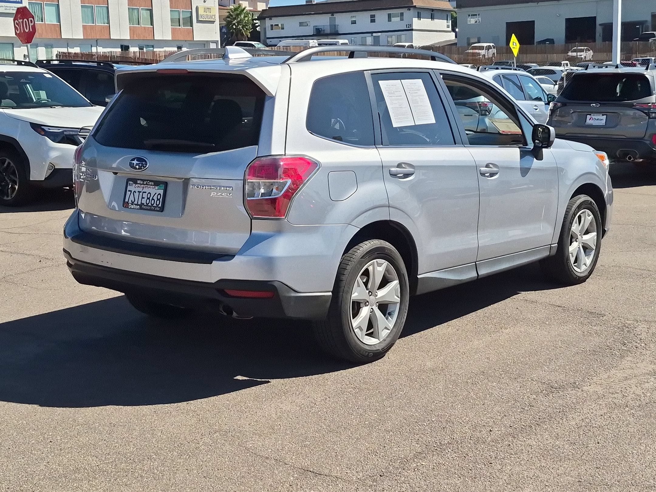 Used 2016 Subaru Forester 2.5i Limited AWD/4WD image 8