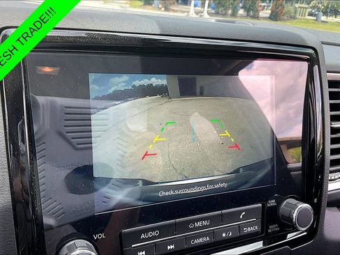 Used 2024 Nissan Frontier SV RWD image 15