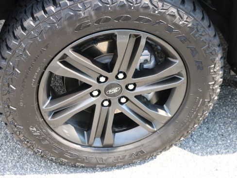 Used 2022 Ford F150 XLT w/ Equipment Group 302A High AWD/4WD image 14