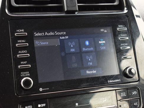 Used 2022 Toyota Prius LE FWD image 21