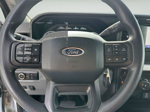 Used 2024 Ford F550 4x4 Crew Cab Super Duty w/ XLT Value Package image 17