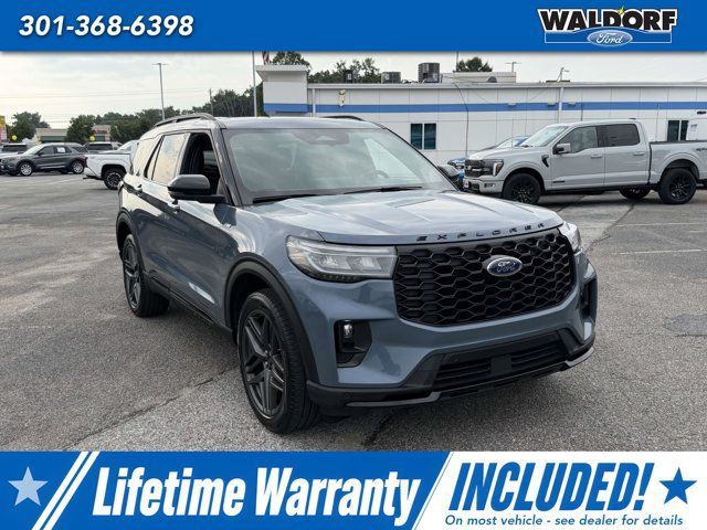 Certified 2025 Ford Explorer ST-Line w/ Premium Package AWD/4WD image 1