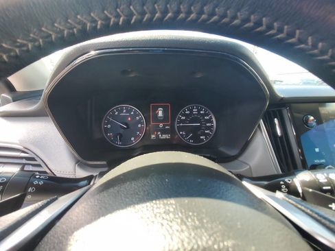 Used 2020 Subaru Outback Premium image 16