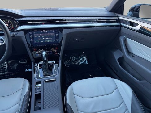 Used 2023 Volkswagen Arteon SEL Premium image 21