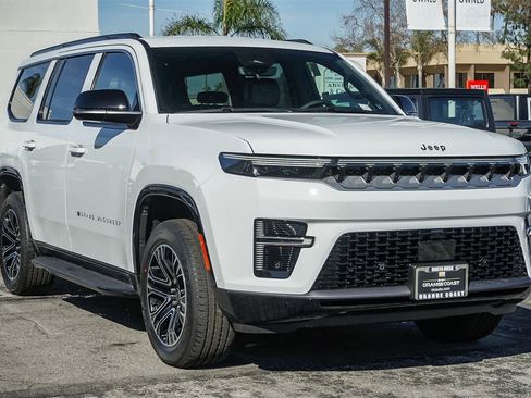 New 2026 Jeep Grand Wagoneer 4WD image 3