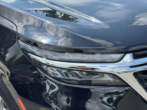 Used 2023 Chevrolet Equinox LS w/ Driver Confidence II Package FWD image 12