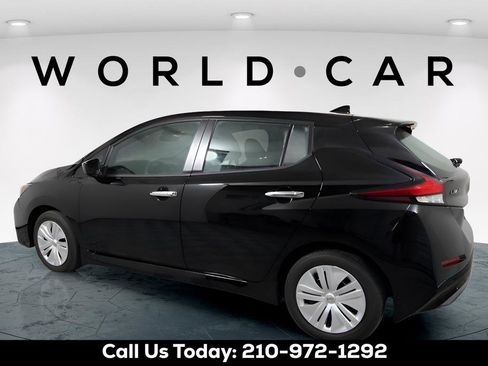 Used 2025 Nissan Leaf S image 6