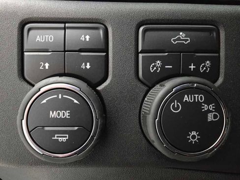 New 2025 Chevrolet Silverado 1500 LT w/ Z71 Off-Road Package image 2