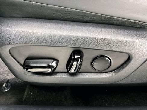 Used 2024 Lexus RX 350 Premium image 32