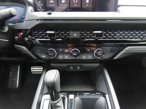 New 2025 Honda Accord Sport image 19