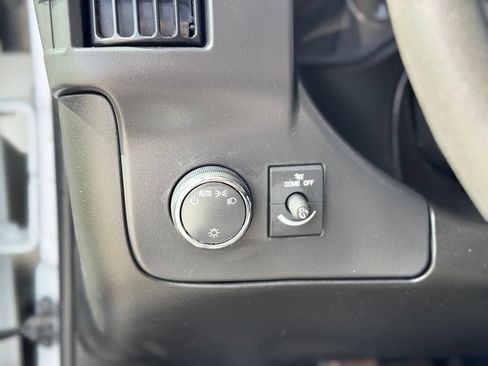 Used 2025 Chevrolet Express 2500 w/ Driver Convenience Package RWD image 20