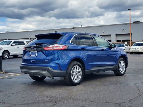 Used 2023 Ford Edge SEL AWD/4WD image 4