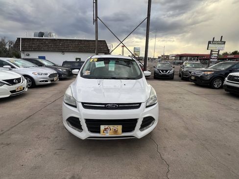 Used 2015 Ford Escape SE AWD/4WD image 2
