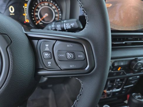 New 2026 Jeep Wrangler Unlimited Sport image 18