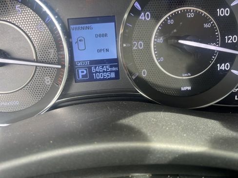 Used 2020 Nissan Armada SL w/ Cargo Package RWD image 3